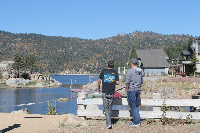 15522629205_3cbdc09df2_z